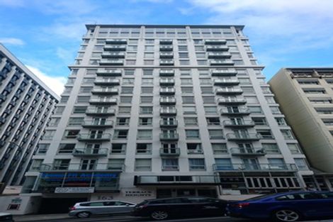 Photo of property in Terrace Heights Apartments, 2/163p The Terrace, Wellington Central, Wellington, 6011