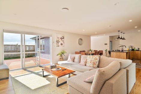 Photo of property in 37 Rural View Terrace, Pukekohe, 2120