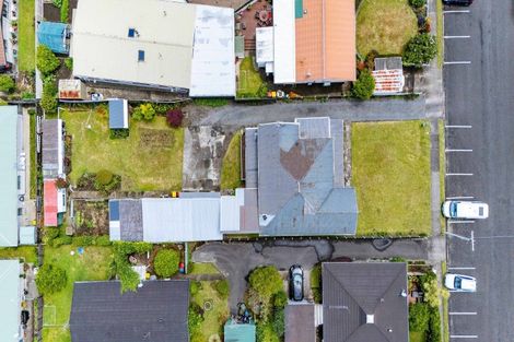 Photo of property in 10 Norman Street, Lower Vogeltown, New Plymouth, 4310