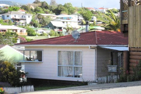 Photo of property in 2/10 Vosper Street, Toi Toi, Nelson, 7010