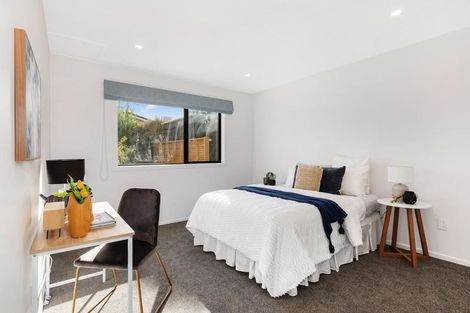 Photo of property in 31 Rewarewa Crescent, Waikanae, 5036