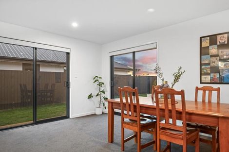 Photo of property in 5 Hoffman Street, Marshland, Christchurch, 8083