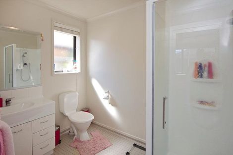 Photo of property in 107 Doncaster Drive, Papamoa Beach, Papamoa, 3118