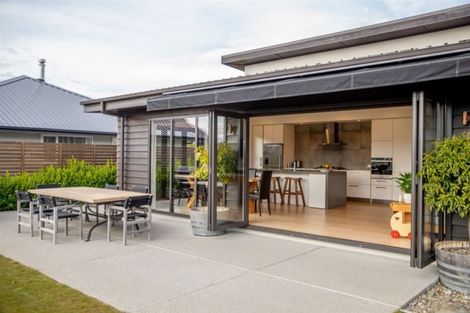 Photo of property in 32 Niger Street, Wanaka, 9305