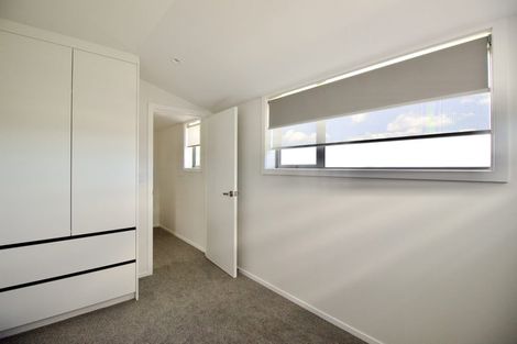 Photo of property in 5/94 Target Road, Totara Vale, Auckland, 0629