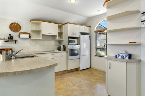 Photo of property in Orange Grove Village, 14/22 Pyes Pa Road, Pyes Pa, Tauranga, 3112