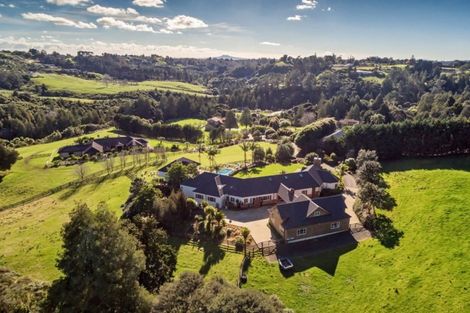 Photo of property in 44 Pearson Road, Whitford, Howick, 2571