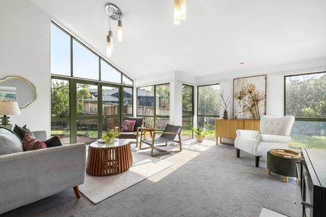Photo of property in 43 Unsworth Drive, Unsworth Heights, Auckland, 0632