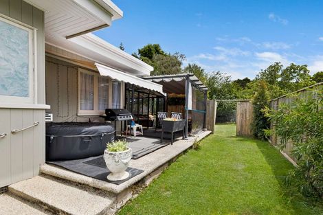 Photo of property in 2 Dunallen Avenue, Marton, 4710