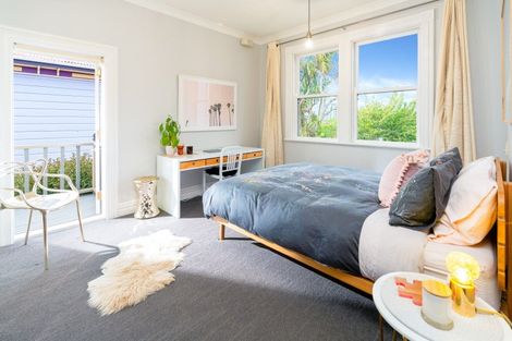 Photo of property in 17 Honiana Te Puni Street, Aro Valley, Wellington, 6021