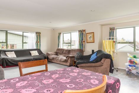 Photo of property in 18a Puriri Crescent, Hillcrest, Rotorua, 3015