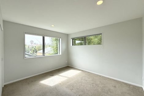 Photo of property in 16 Normandy Place, Henderson, Auckland, 0610