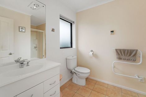 Photo of property in 12 Waitaheke Road, Te Horo, Otaki, 5581