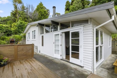Photo of property in 27 Kopara Grove, Stokes Valley, Lower Hutt, 5019