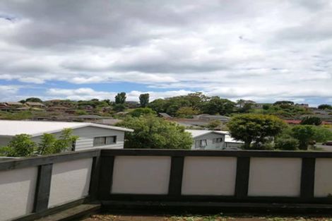 Photo of property in 60b Glennandrew Drive, Half Moon Bay, Auckland, 2012