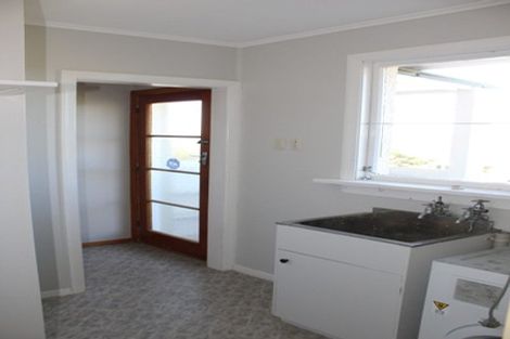 Photo of property in 61 Isadore Road, Saint Clair, Dunedin, 9012