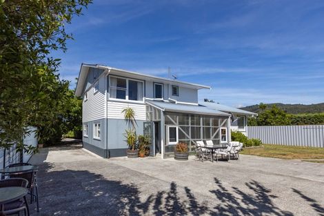 Photo of property in 11 William Benton Street, Featherston, 5710