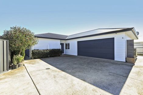 Photo of property in 27a Warwick Crescent, Taradale, Napier, 4112