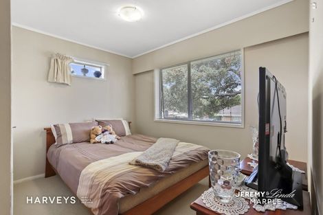 Photo of property in 28 Faith Bullock Place, New Lynn, Auckland, 0600