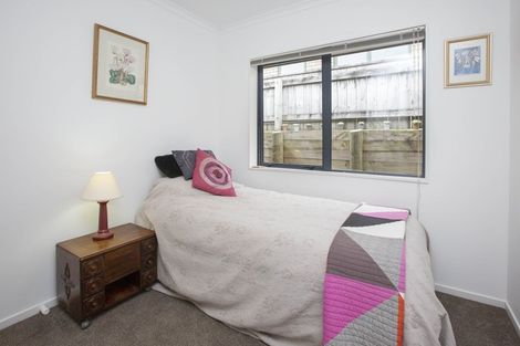 Photo of property in 61 Percy Kinsman Crescent, Riverstone Terraces, Upper Hutt, 5018