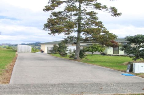 Photo of property in 21 Golden Hills Drive, Pauanui, Hikuai, 3579
