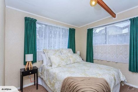 Photo of property in 5 Spinella Drive, Bayview, Auckland, 0629