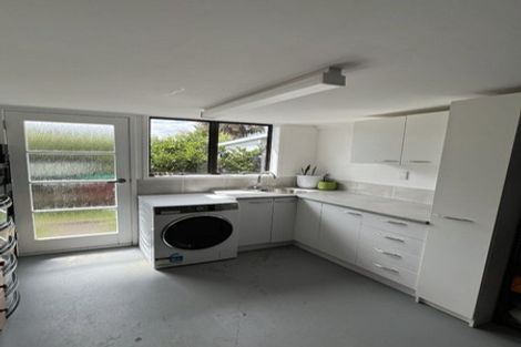 Photo of property in 2/7 Anna Watson Road, Half Moon Bay, Auckland, 2012