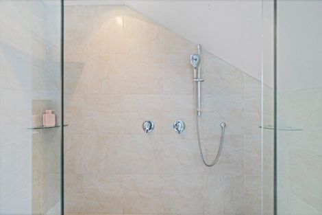 Photo of property in 62 Antrim Street, Cromwell, 9310