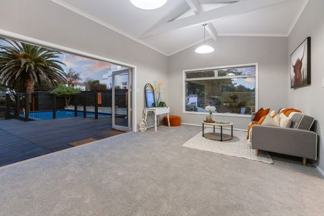 Photo of property in 16 Manly Street, Paraparaumu Beach, Paraparaumu, 5032