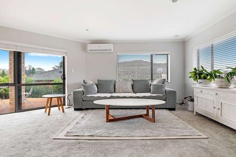Photo of property in 9 Fleetwood Drive, Henderson, Auckland, 0612