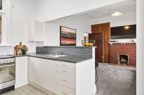 Photo of property in 117 Oakwood Avenue, Balaclava, Dunedin, 9011