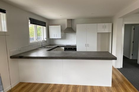 Photo of property in 2a Curzon Place, Parklands, Christchurch, 8083