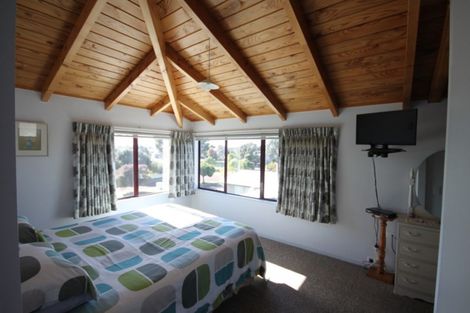 Photo of property in 15 Jubilee Drive, Pauanui, Hikuai, 3579