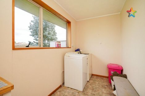 Photo of property in 6 Manse Street, Edendale, 9825