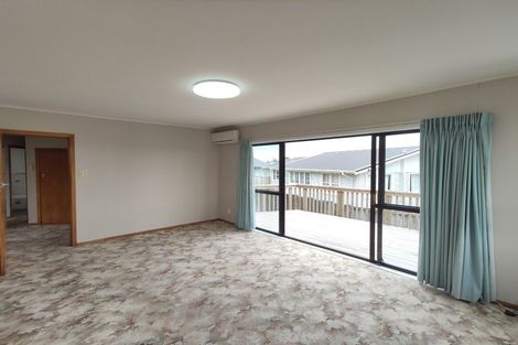 Photo of property in 20 Carole Crescent, Pakuranga, Auckland, 2010