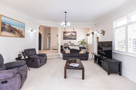 Photo of property in 105 Liverpool Street, College Estate, Whanganui, 4500