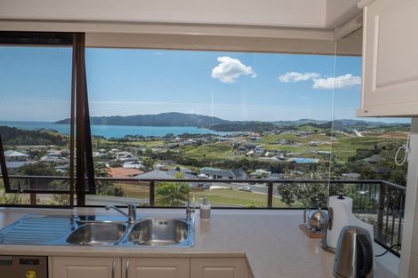 Photo of property in 95 Cable Bay Block Road, Cable Bay, 0420
