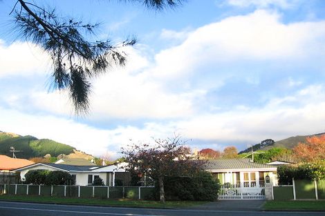 Photo of property in 470 Te Moana Road, Waikanae, 5036