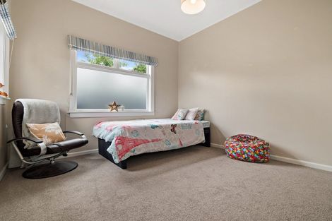 Photo of property in 170 Shaw Avenue, New Brighton, Christchurch, 8083