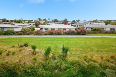 Photo of property in 6 Barbara Grove, Papamoa Beach, Papamoa, 3118