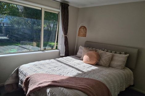 Photo of property in 6 Dinton Street, Russley, Christchurch, 8042