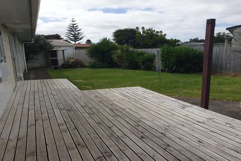 Photo of property in 9 Harbour Crest Drive, Waiuku, 2123