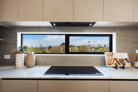 Photo of property in 12a Rewi Street, Torbay, Auckland, 0630