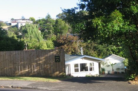Photo of property in 39 Orion Place, Hillcrest, Auckland, 0627