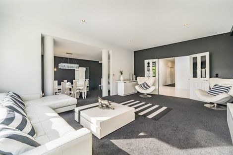 Photo of property in 1 Young Nicks Lane, Whitby, Porirua, 5024