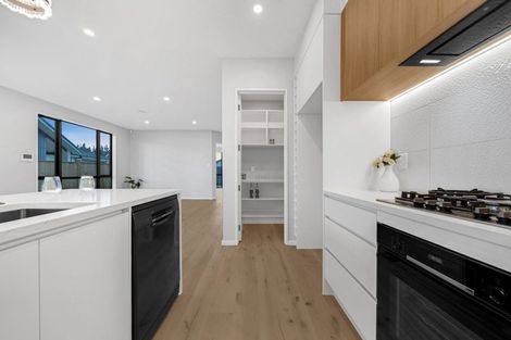 Photo of property in 5 Paihere Street, Huapai, Kumeu, 0810