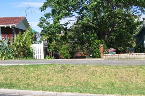 Photo of property in 2/35 Rewi Street, Torbay, Auckland, 0630