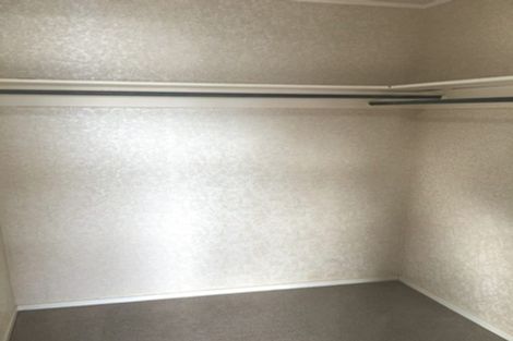 Photo of property in 2/2 Sunnynook Road, Sunnynook, Auckland, 0620