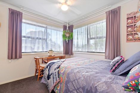 Photo of property in 37 Pulham Crescent, Queenwood, Hamilton, 3210