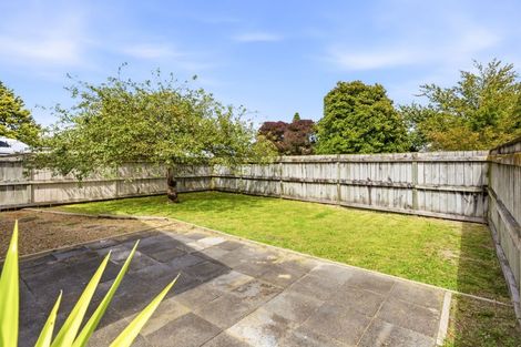 Photo of property in 86 Tamatea Road, Taupo, 3330